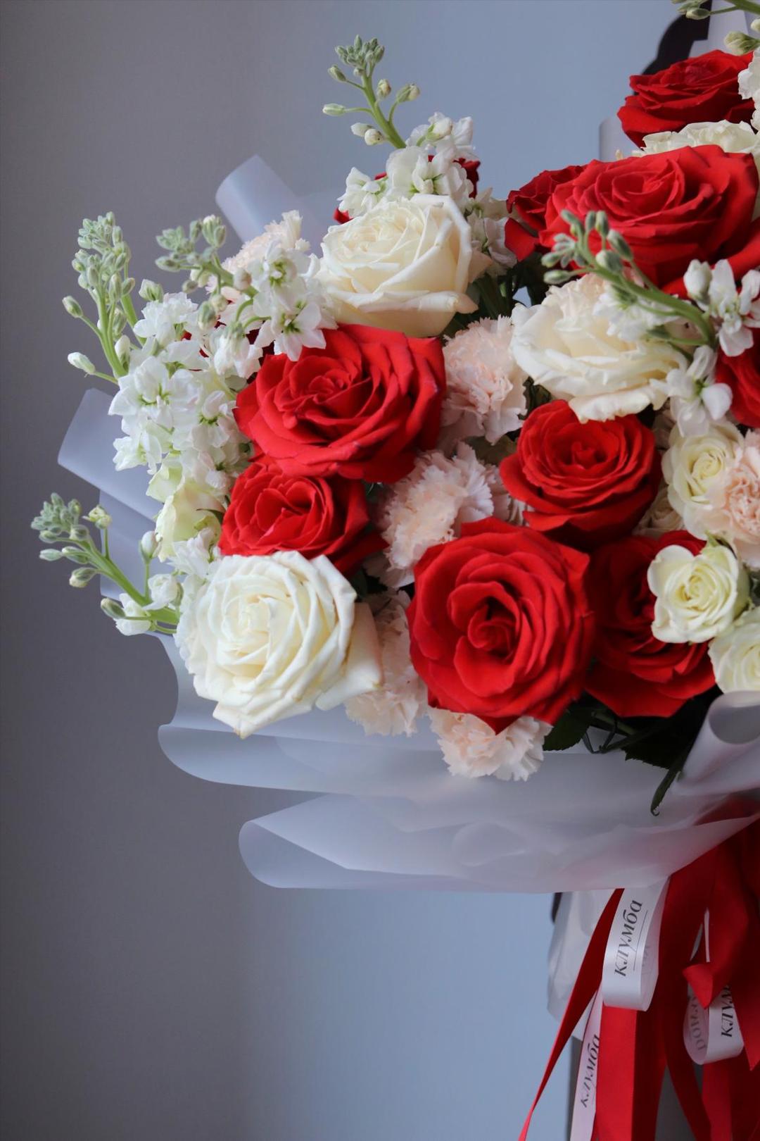 Строгая нежность