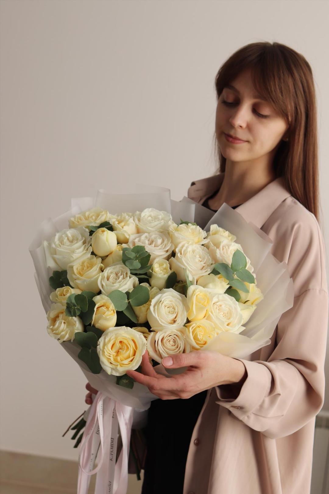 Moon Rose [Мун Роуз]