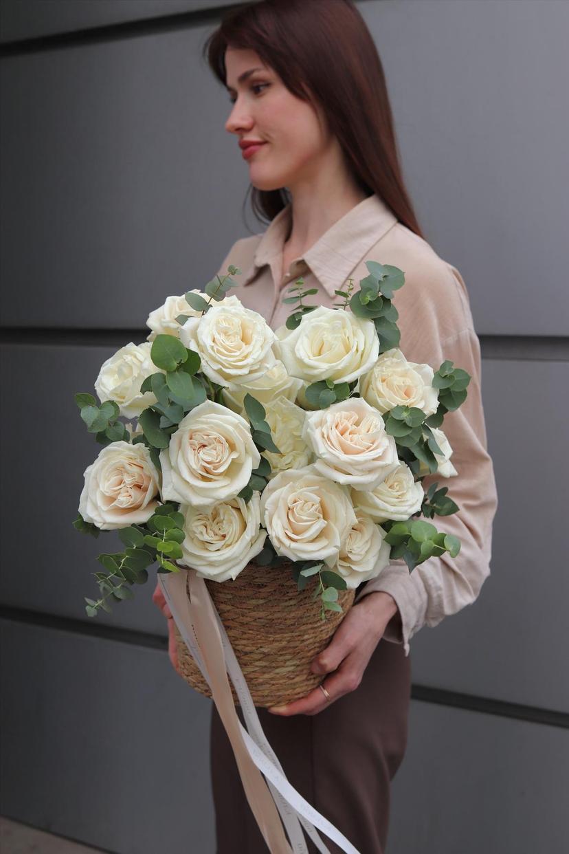 Букет в корзине "Плайя Бланка"