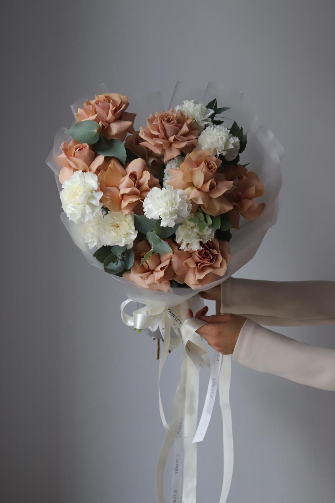 Nude Bloom [Нюд Блум]