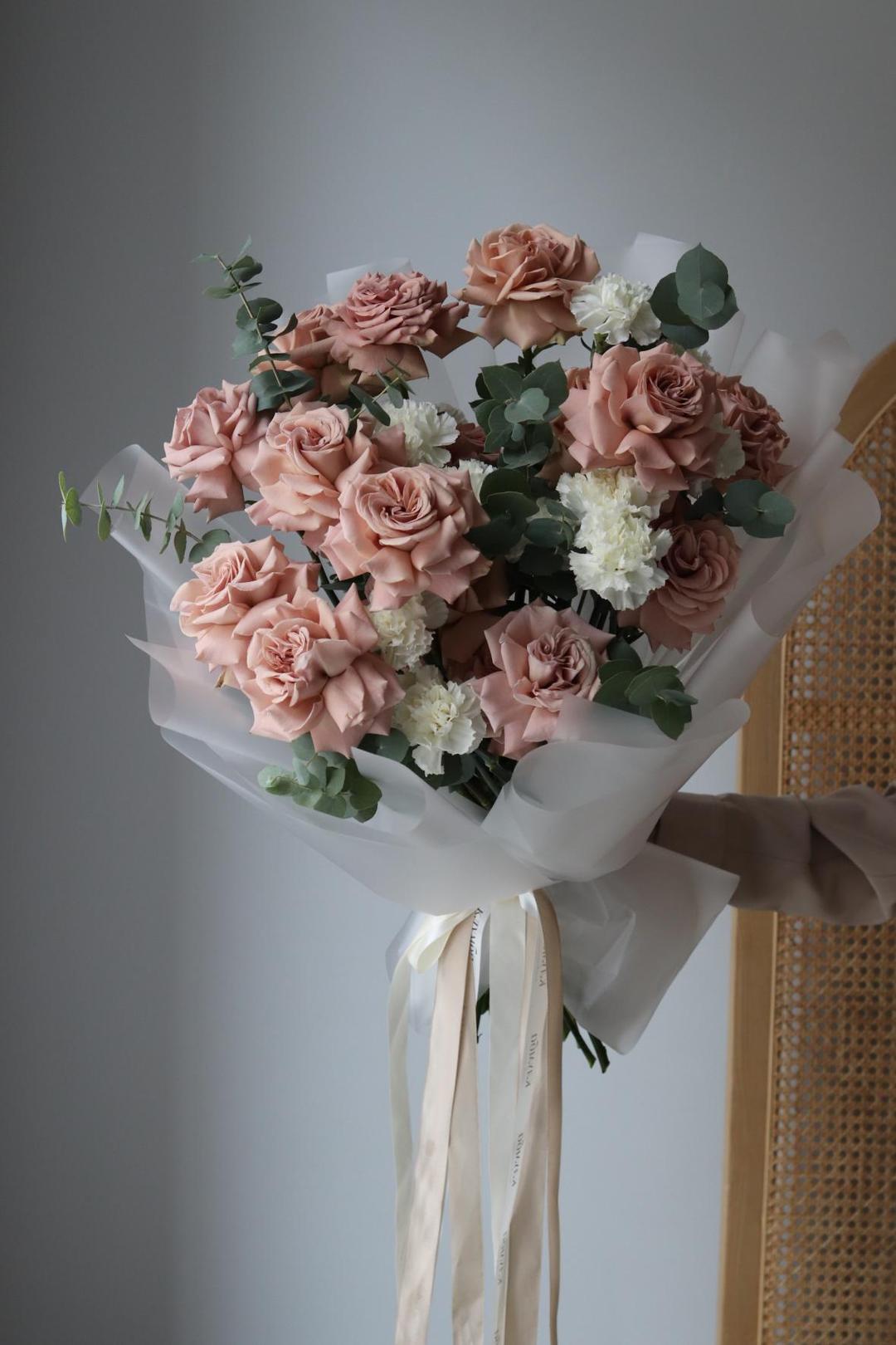 Nude Bloom [Нюд Блум]