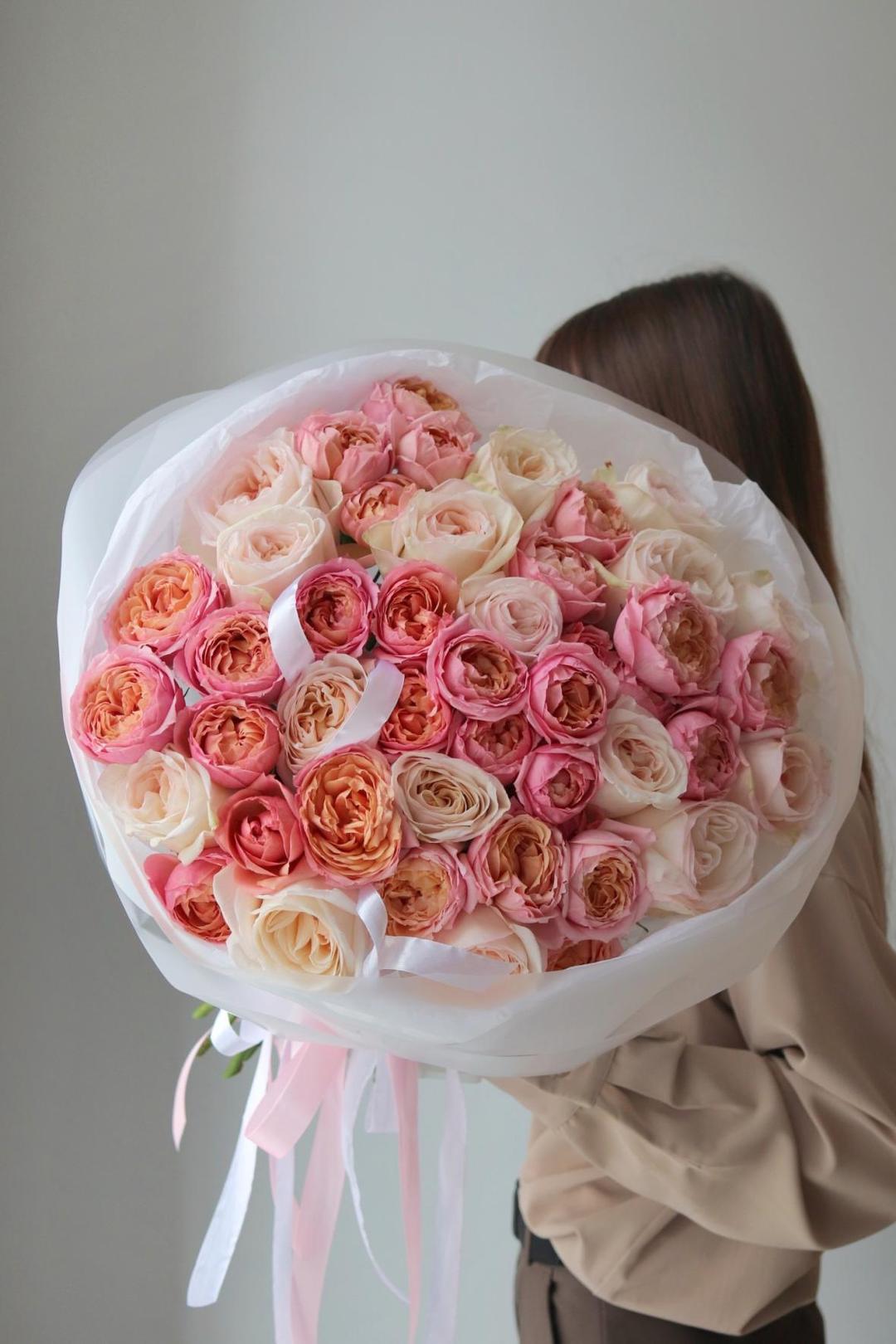 Вайт Охара и Джульетта